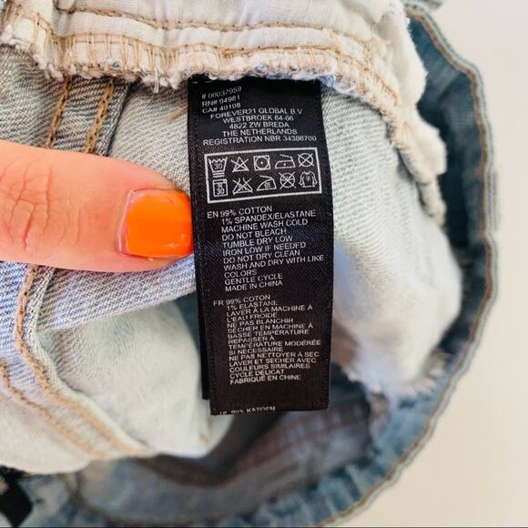 3/$20 FOREVER 21 Blue White Wash Lace Cut Off Denim Jean Mini Frayed Shorts 24 - Picture 6 of 6